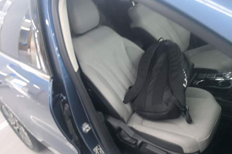 Used Ford Escape 2020 EcoBoost 245 4x4 Enjoyment Model Right Front Seat
