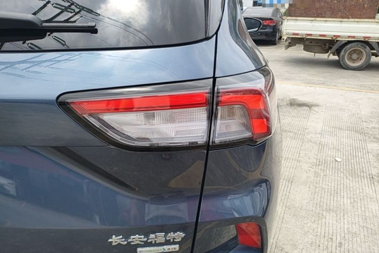 Used Ford Escape 2020 EcoBoost 245 Two-Wheel-Drive Titanium Edition Right Rear Taillight