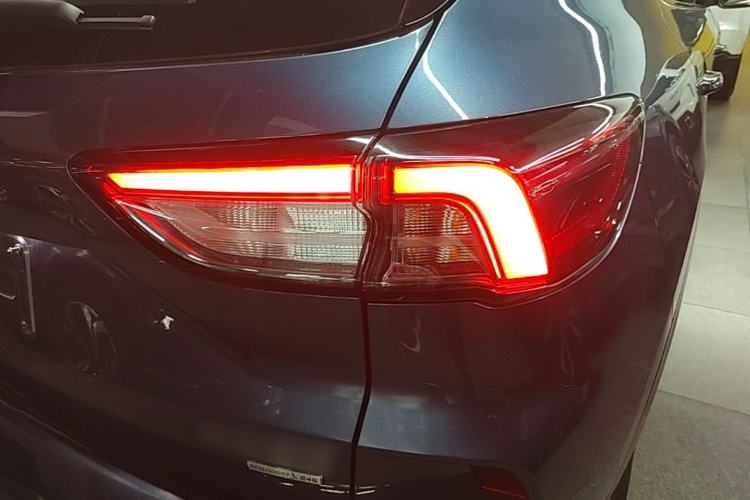 Used Ford Escape 2020 EcoBoost 245 Four-Wheel Drive Luxury Edition Right Rear Taillight