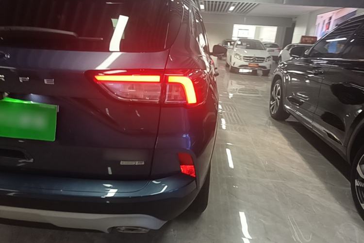 Used Ford Escape 2020 EcoBoost 245 Two-Wheel Drive Smart & Enjoyment Model Right Rear Taillight