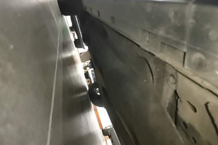 Used Ford Escape 2020 EcoBoost 245 Two-Wheel Drive Smart & Enjoyment Model Right Side Sill