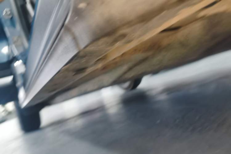 Used Ford Escape 2020 EcoBoost 245 Four-Wheel Drive ST-LINE Deluxe Edition Right Side Sill