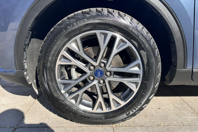 Used Ford Escape 2020 EcoBoost 245 Four-Wheel Drive Titanium Edition Roof