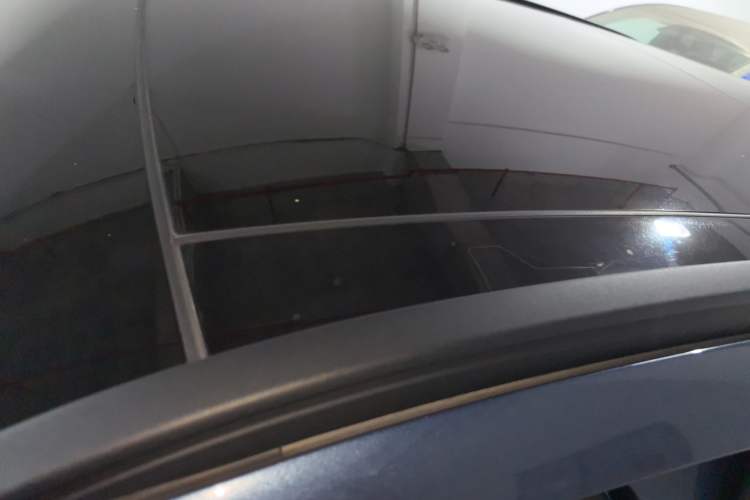 Used Ford Escape 2020 EcoBoost 245 Two-Wheel-Drive Comfort Edition Roof