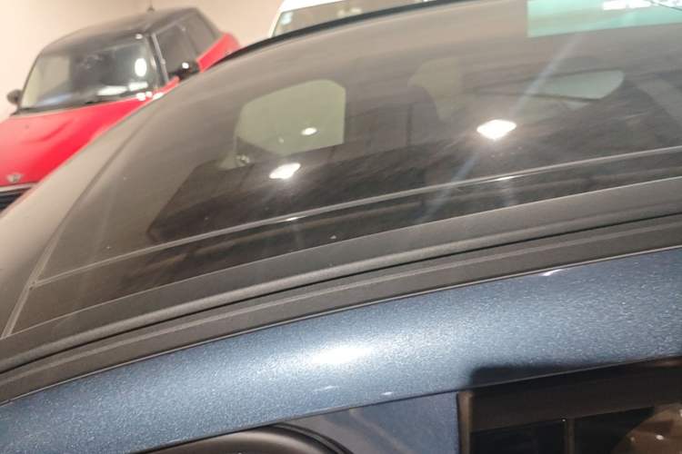 Used Ford Escape 2020 EcoBoost 245 Two-Wheel-Drive Comfort Edition Roof