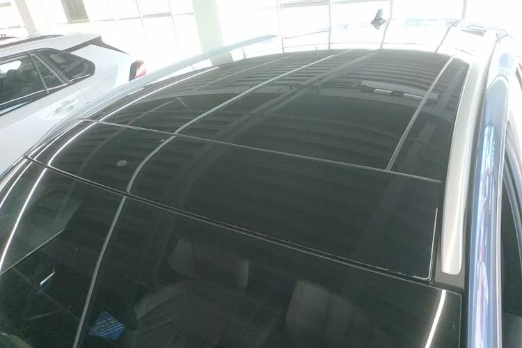 Used Ford Escape 2020 EcoBoost 245 Two-Wheel-Drive Titanium Edition Roof