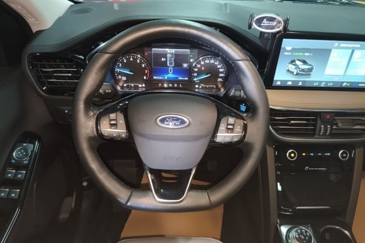 Used Ford Escape 2020 EcoBoost 245 Two-Wheel-Drive Titanium Edition Steering Wheel