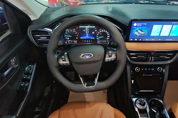 Used Ford Escape 2020 EcoBoost 245 Two-Wheel-Drive Titanium Edition Steering Wheel