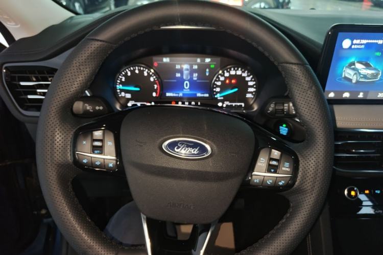 Used Ford Escape 2020 EcoBoost 245 Two-Wheel-Drive Titanium Edition Steering Wheel