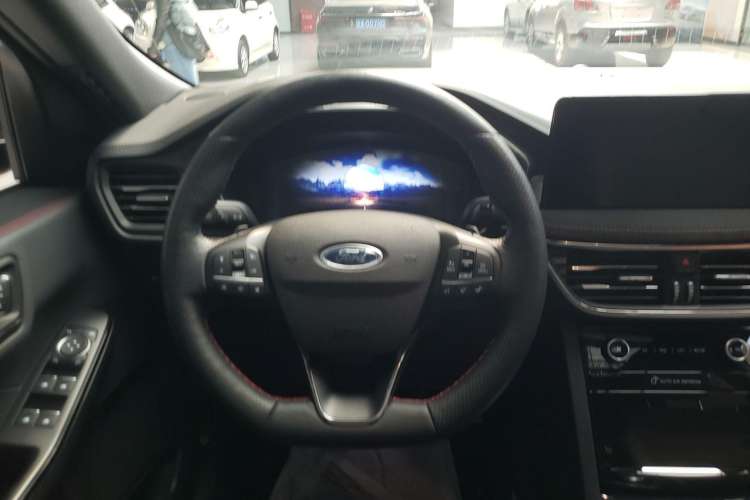 Used Ford Escape 2020 EcoBoost 245 Four-Wheel Drive ST-LINE Deluxe Edition Steering Wheel