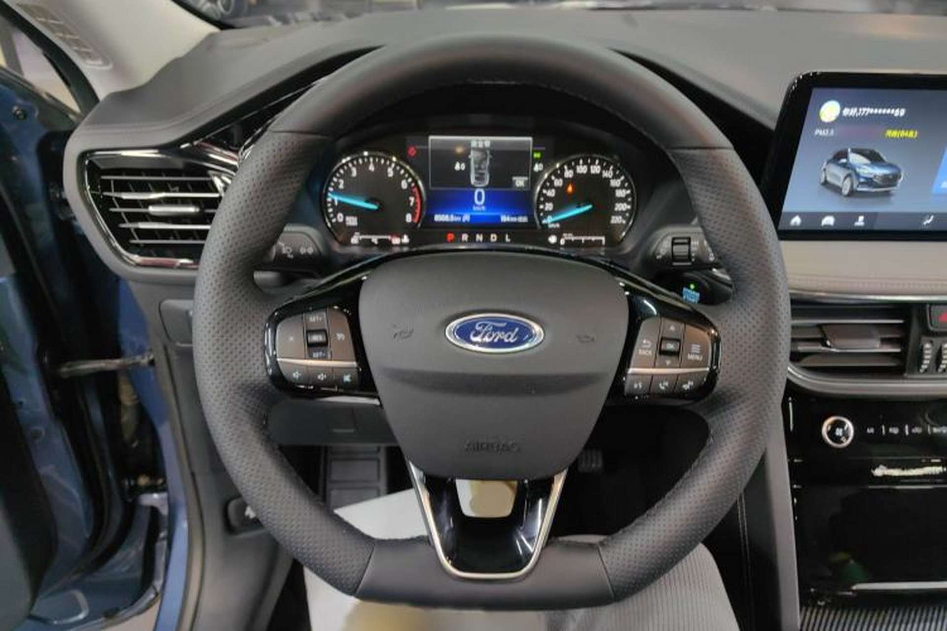 Used Ford Escape 2020 EcoBoost 245 Two-Wheel-Drive Titanium Edition Steering Wheel