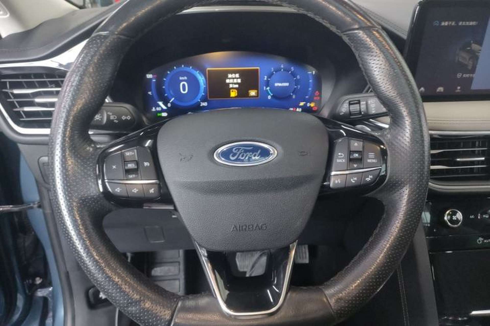 Used Ford Escape 2020 EcoBoost 245 Four-Wheel Drive Luxury Edition Steering Wheel