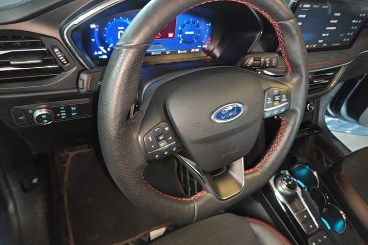 Used Ford Escape 2020 EcoBoost 245 Four-Wheel Drive ST-LINE Deluxe Edition Steering Wheel