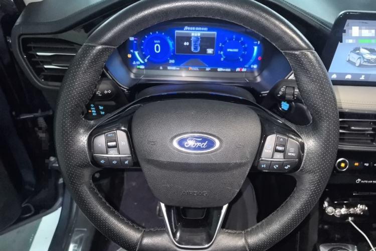 Used Ford Escape 2020 EcoBoost 245 Two-Wheel Drive Smart & Enjoyment Model Steering Wheel