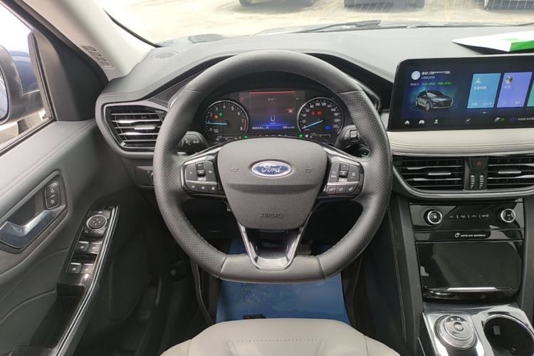 Used Ford Escape 2020 EcoBoost 245 Two-Wheel-Drive Titanium Edition Steering Wheel