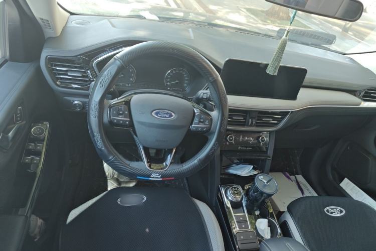 Used Ford Escape 2020 EcoBoost 245 Two-Wheel-Drive Titanium Edition Steering Wheel