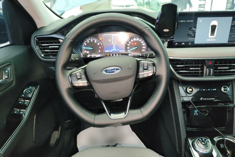 Used Ford Escape 2020 EcoBoost 245 Two-Wheel-Drive Titanium Edition Steering Wheel