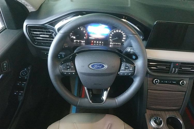 Used Ford Escape 2020 EcoBoost 245 Two-Wheel-Drive Titanium Edition Steering Wheel