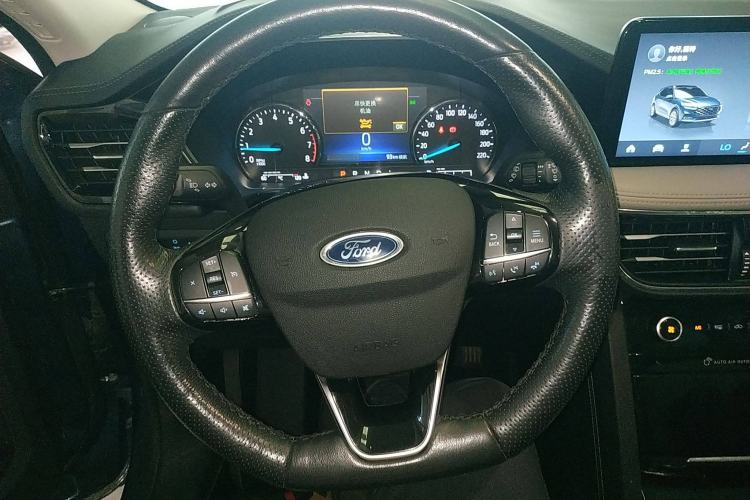 Used Ford Escape 2020 EcoBoost 245 Two-Wheel-Drive Titanium Edition Steering Wheel