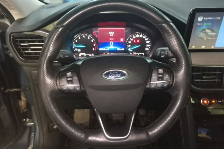 Used Ford Escape 2020 EcoBoost 245 Two-Wheel-Drive Comfort Edition Steering Wheel