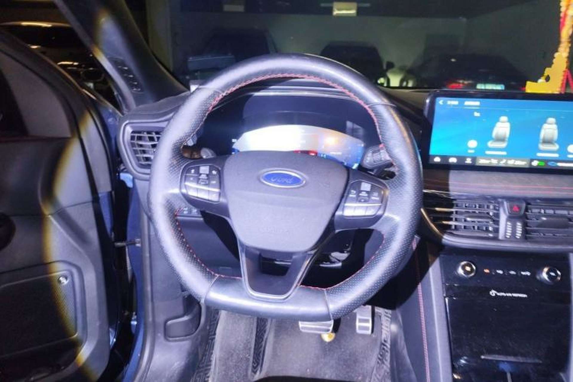 Used Ford Escape 2020 EcoBoost 245 Four-Wheel Drive ST-LINE Deluxe Edition Steering Wheel