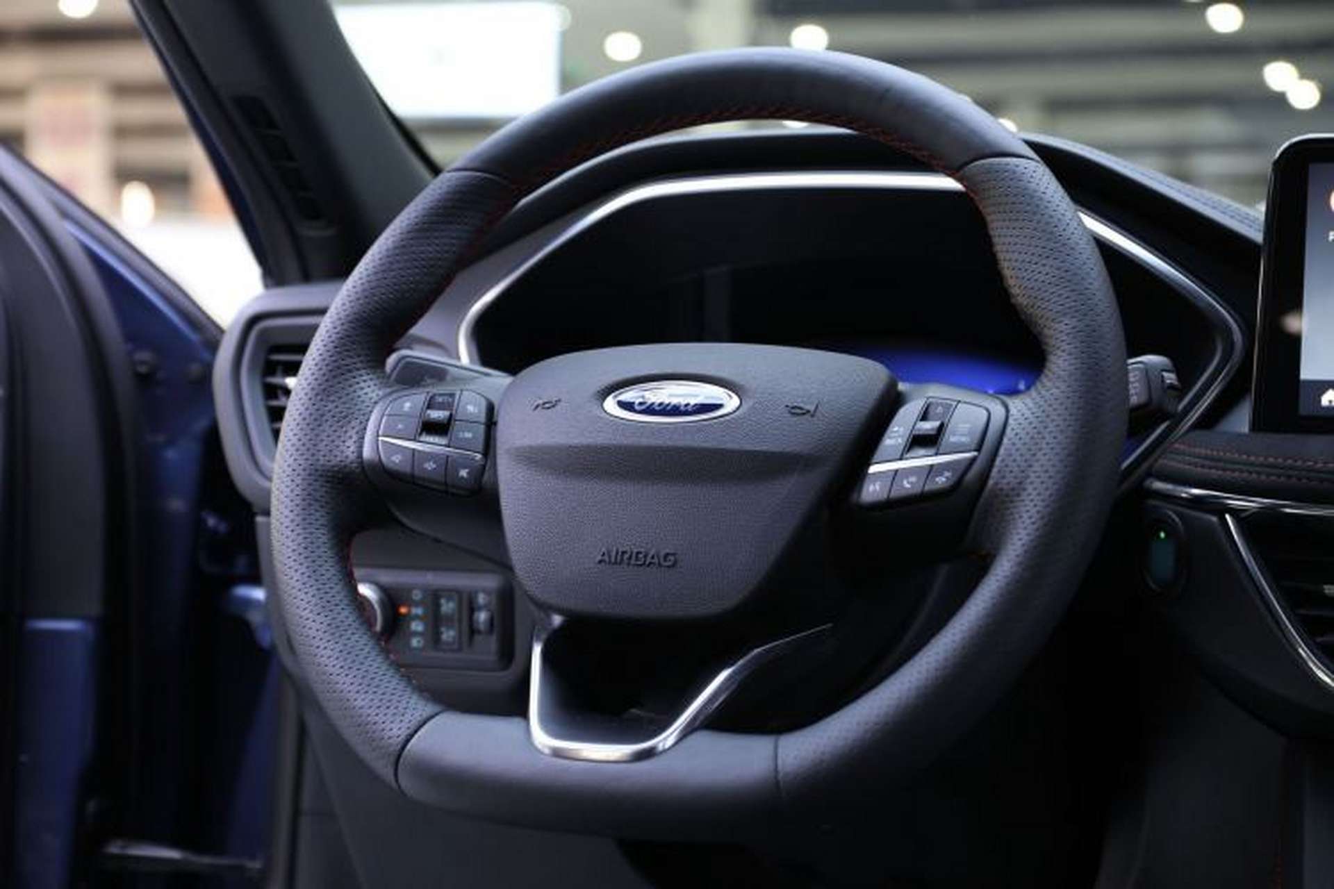 Used Ford Escape 2020 EcoBoost 245 Four-Wheel Drive ST-LINE Deluxe Edition Steering Wheel
