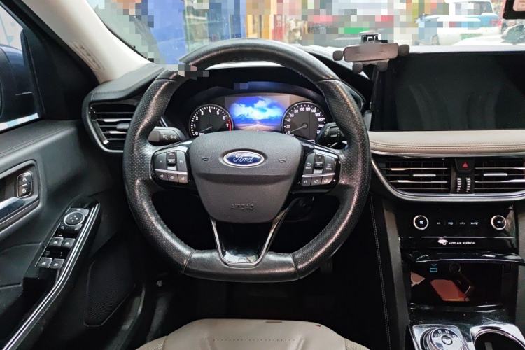 Used Ford Escape 2020 EcoBoost 245 Two-Wheel-Drive Titanium Edition Steering Wheel