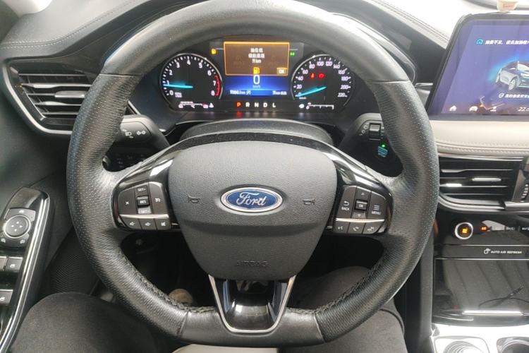 Used Ford Escape 2020 EcoBoost 245 Two-Wheel Drive Smart & Enjoyment Model Steering Wheel