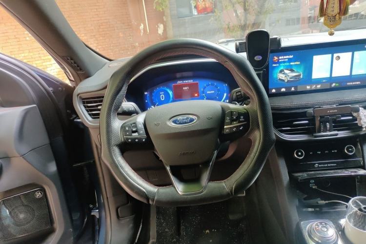 Used Ford Escape 2020 EcoBoost 245 Four-Wheel Drive ST-LINE Deluxe Edition Steering Wheel