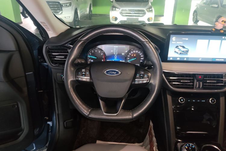 Used Ford Escape 2020 EcoBoost 245 Two-Wheel-Drive Comfort Edition Steering Wheel