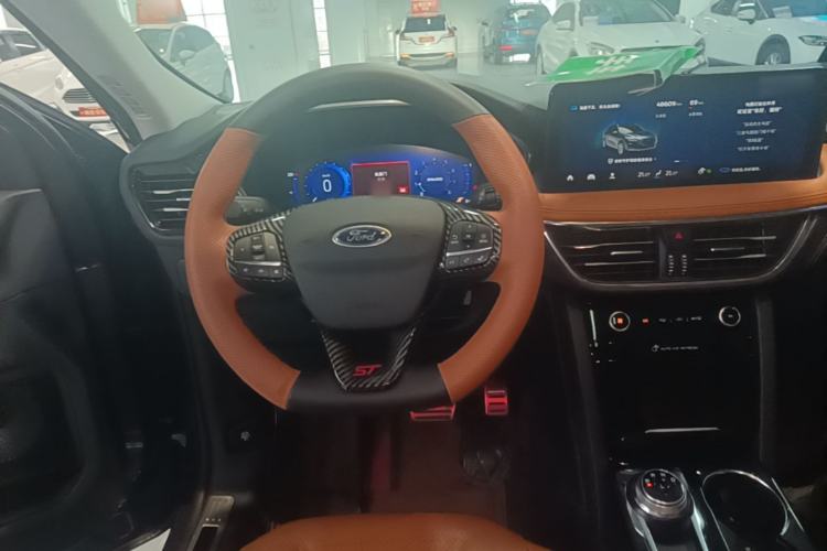 Used Ford Escape 2020 EcoBoost 245 Two-Wheel Drive Smart & Enjoyment Model Steering Wheel