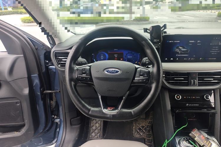 Used Ford Escape 2020 EcoBoost 245 Two-Wheel Drive Smart & Enjoyment Model Steering Wheel