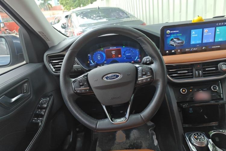 Used Ford Escape 2020 EcoBoost 245 Four-Wheel Drive Luxury Edition Steering Wheel