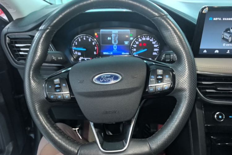 Used Ford Escape 2020 EcoBoost 245 Two-Wheel Drive Smart & Enjoyment Model Steering Wheel