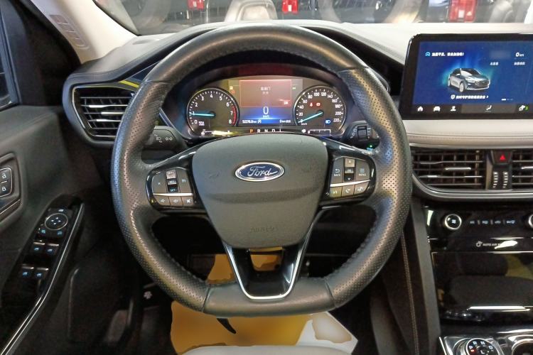 Used Ford Escape 2020 EcoBoost 245 Two-Wheel-Drive Titanium Edition Steering Wheel