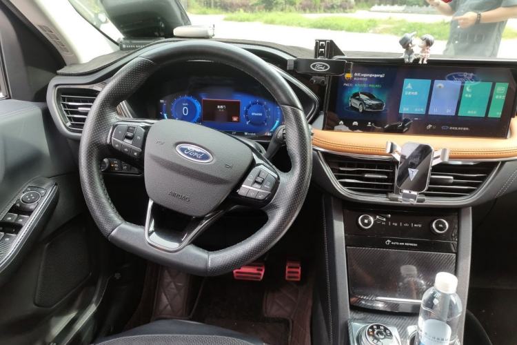 Used Ford Escape 2020 EcoBoost 245 Two-Wheel Drive Smart & Enjoyment Model Steering Wheel