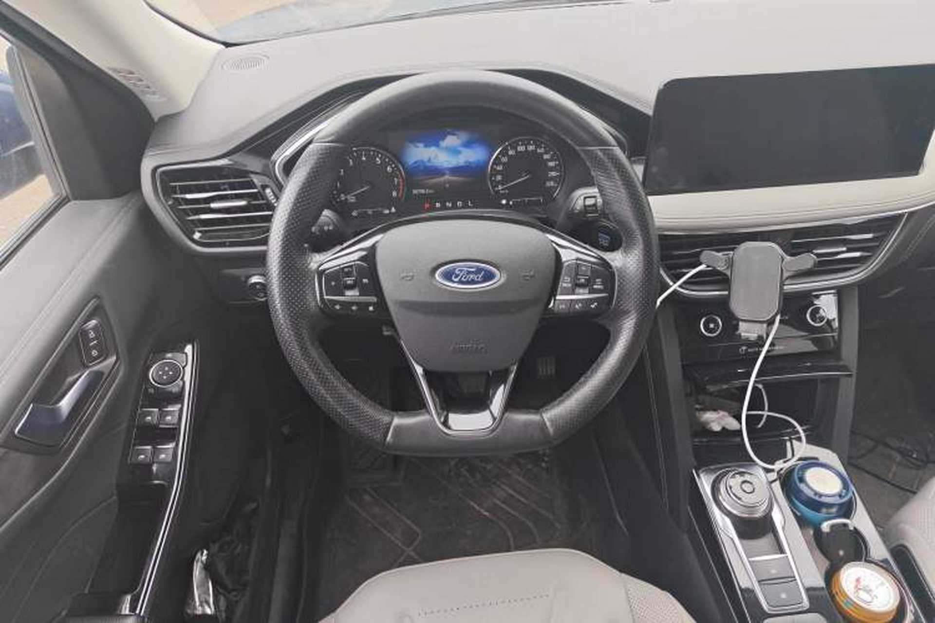 Used Ford Escape 2020 EcoBoost 245 Two-Wheel-Drive Titanium Edition Steering Wheel
