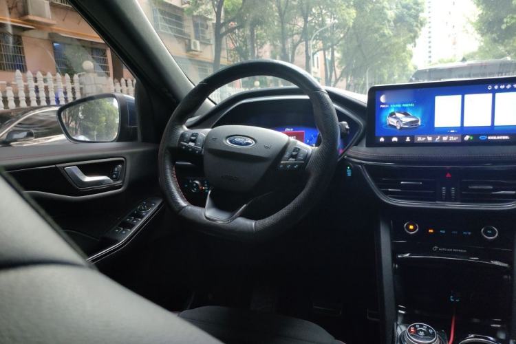 Used Ford Escape 2020 EcoBoost 245 Four-Wheel Drive ST-LINE Deluxe Edition Steering Wheel
