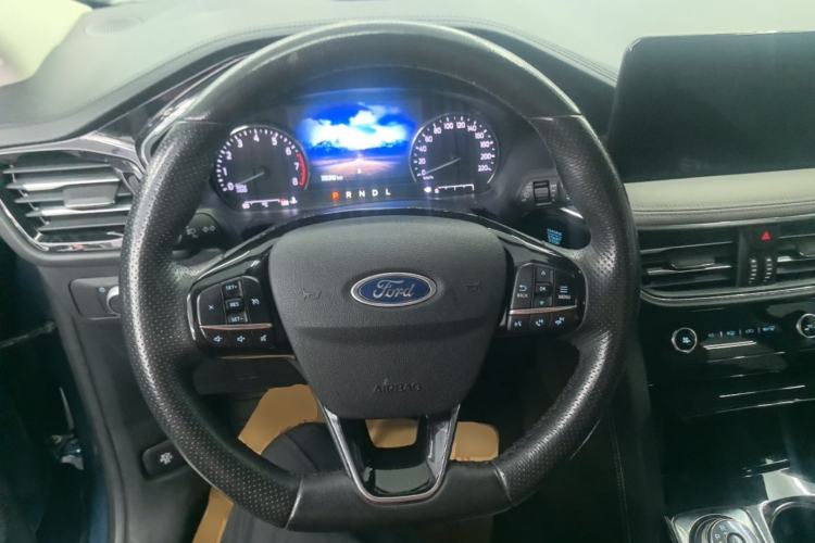 Used Ford Escape 2020 EcoBoost 245 4x4 Enjoyment Model Steering Wheel