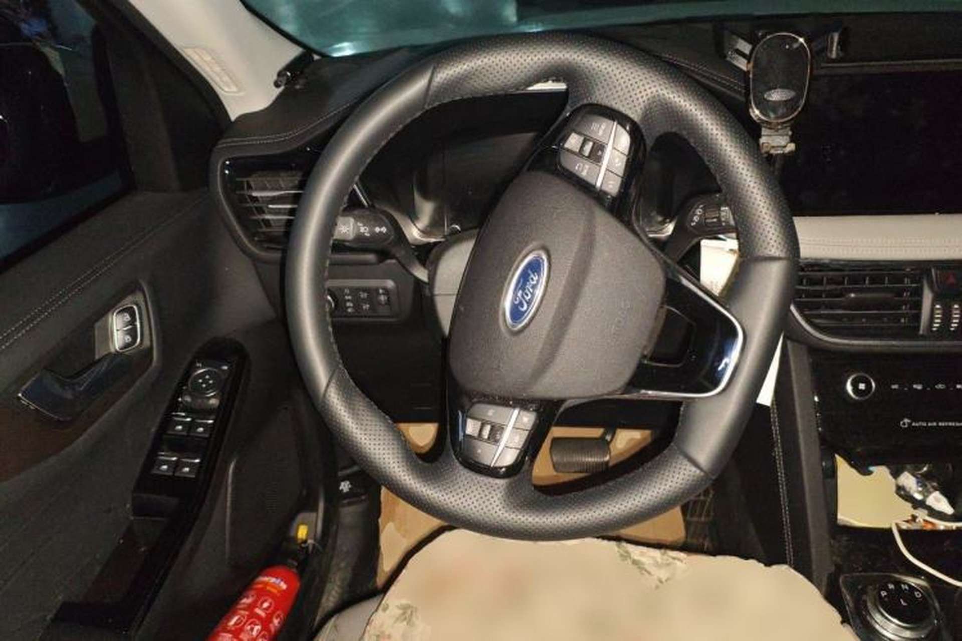 Used Ford Escape 2020 EcoBoost 245 Two-Wheel-Drive Titanium Edition Steering Wheel