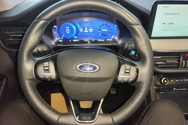 Used Ford Escape 2020 EcoBoost 245 Four-Wheel Drive Luxury Edition Steering Wheel
