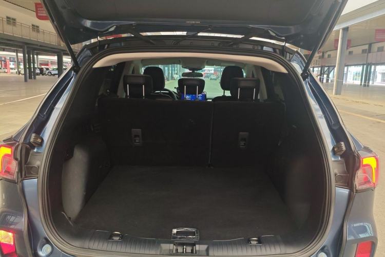 Used Ford Escape 2020 EcoBoost 245 Two-Wheel-Drive Titanium Edition Trunk
