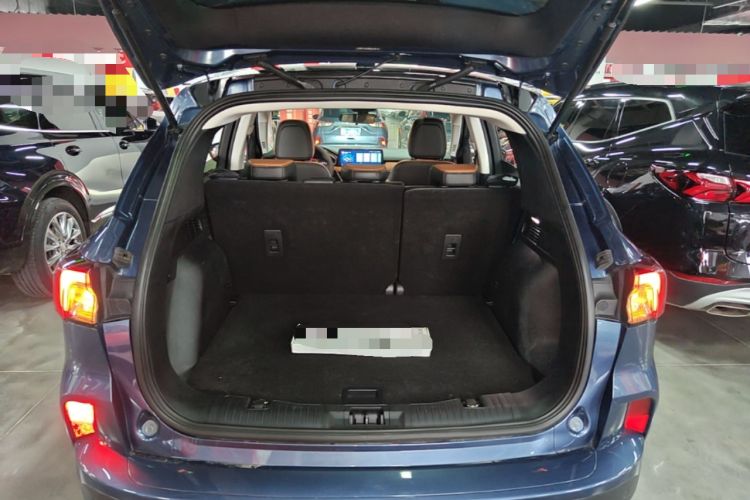 Used Ford Escape 2020 EcoBoost 245 Two-Wheel-Drive Titanium Edition Trunk