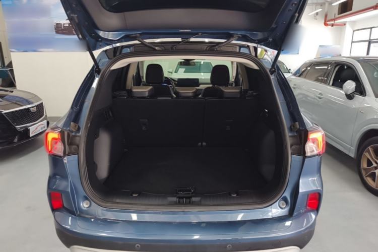 Used Ford Escape 2020 EcoBoost 245 Four-Wheel Drive ST-LINE Deluxe Edition Trunk