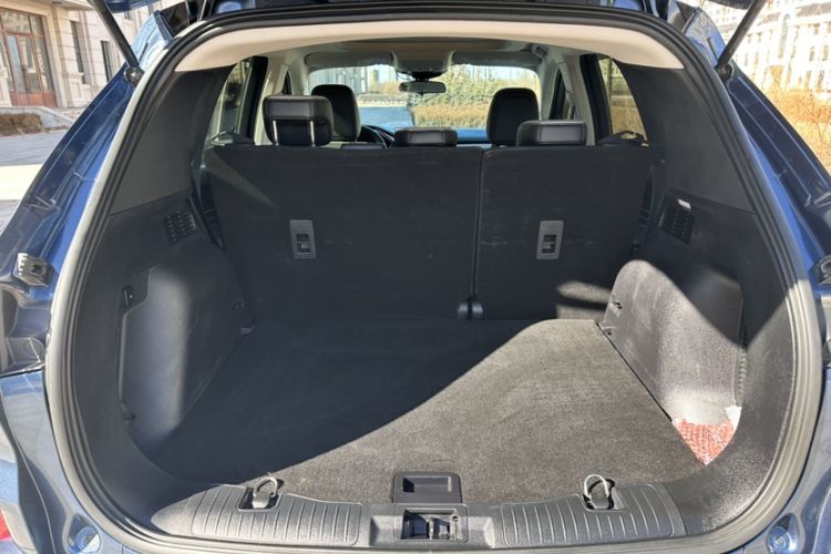 Used Ford Escape 2020 EcoBoost 245 Four-Wheel Drive Titanium Edition Trunk