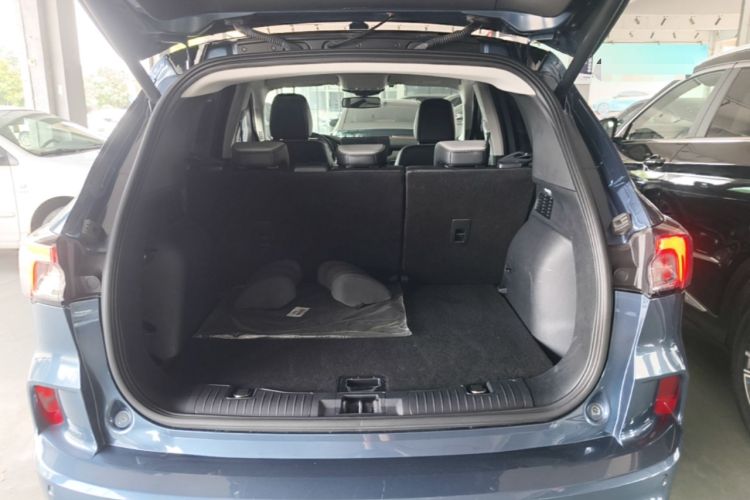 Used Ford Escape 2020 EcoBoost 245 Two-Wheel Drive Smart & Enjoyment Model Trunk