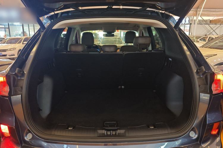 Used Ford Escape 2020 EcoBoost 245 Two-Wheel Drive Smart & Enjoyment Model Trunk