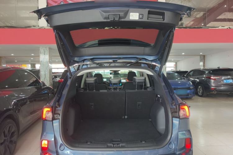 Used Ford Escape 2020 EcoBoost 245 Four-Wheel Drive Luxury Edition Trunk