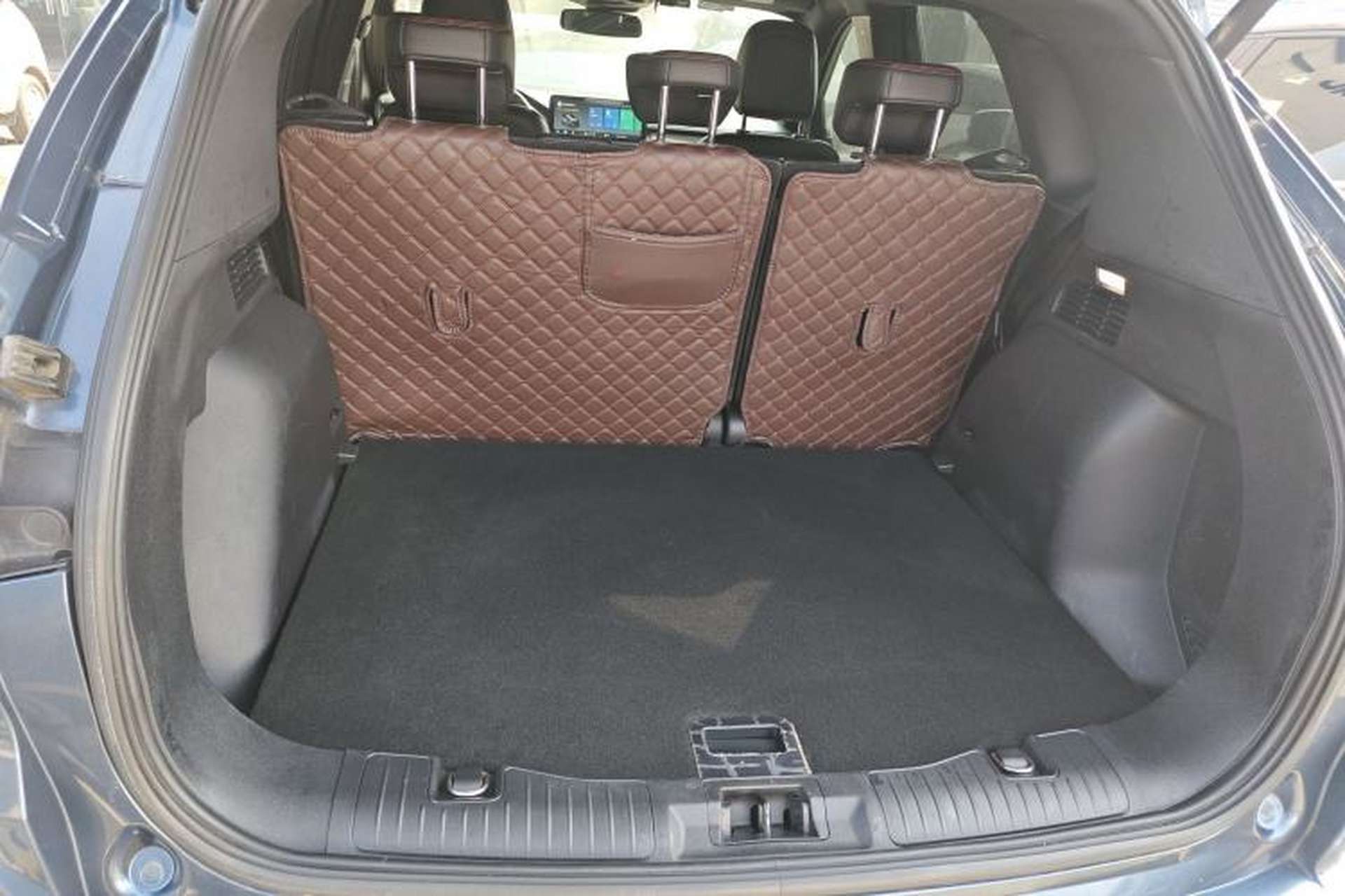 Used Ford Escape 2020 EcoBoost 245 Four-Wheel Drive ST-LINE Deluxe Edition Trunk