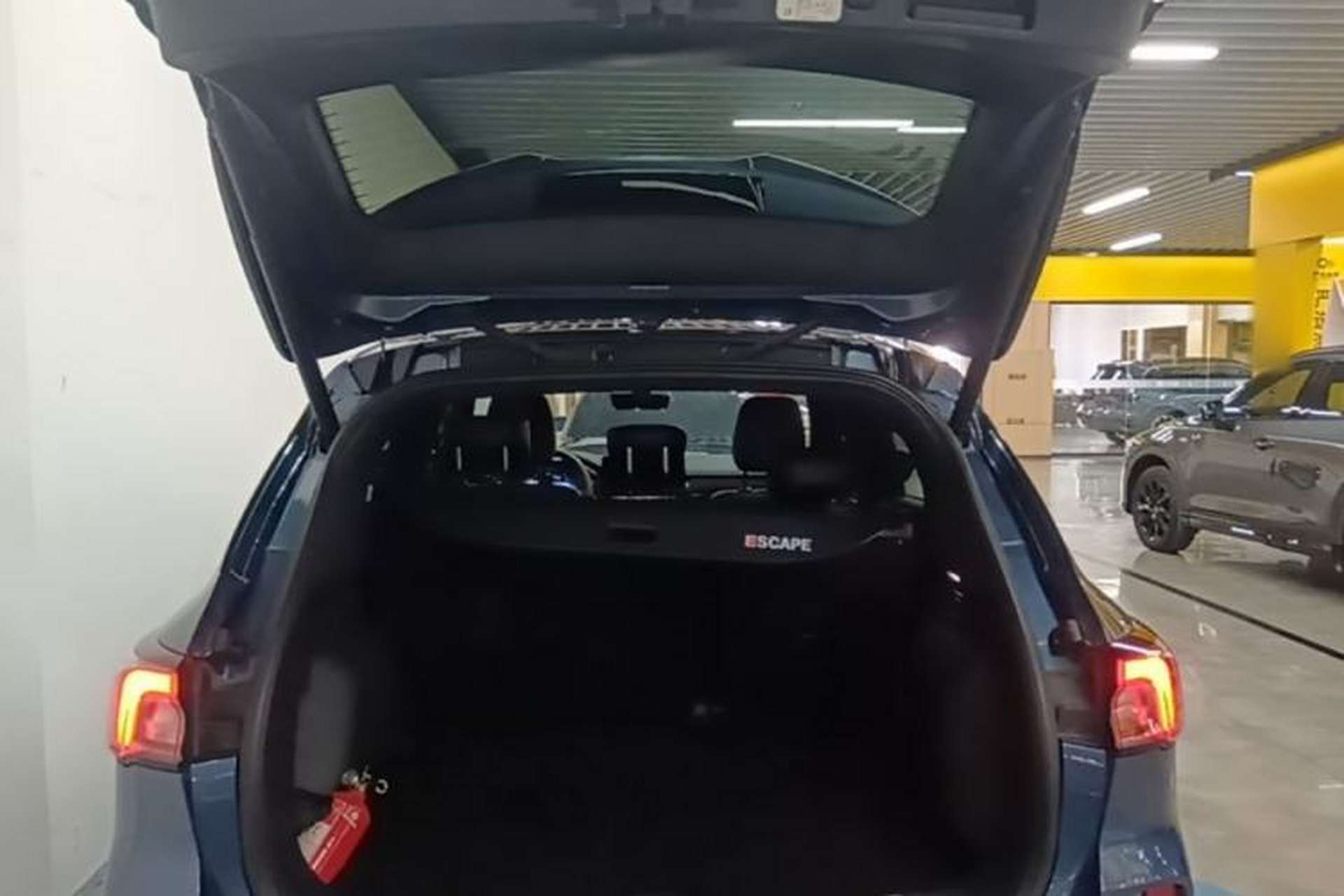 Used Ford Escape 2020 EcoBoost 245 Four-Wheel Drive ST-LINE Deluxe Edition Trunk